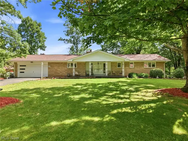 7207 Lee Ne Road, Brookfield, OH 44403