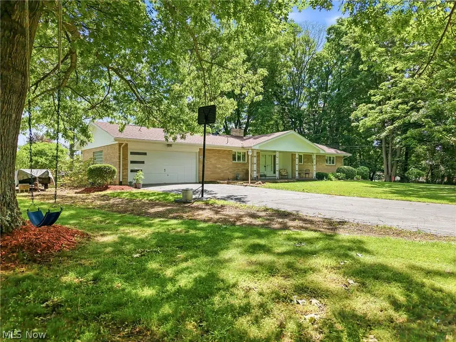 7207 Lee Ne Road, Brookfield, OH 44403 - #2