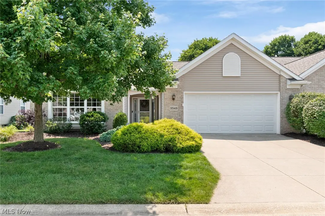 3549 Elmhurst Circle, Uniontown, OH 44685 - #1
