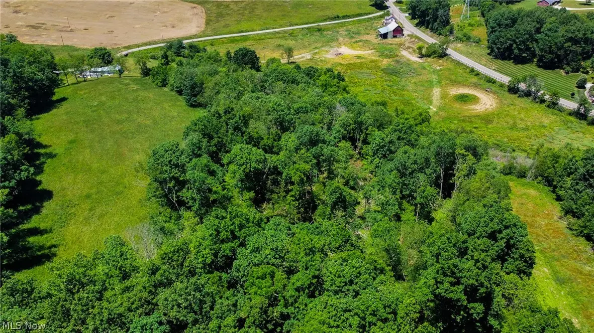 2144 Chase Road, Carrollton, OH 44615 - #1