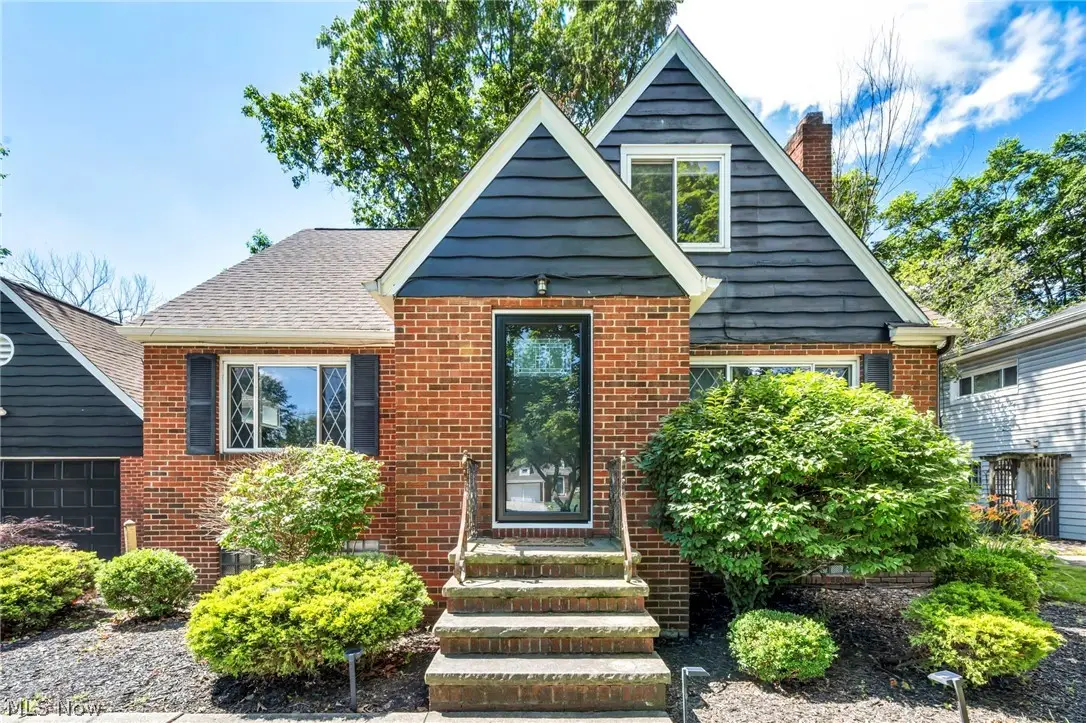 6524 E Pleasant Valley Road, Independence, OH 44131 - #1