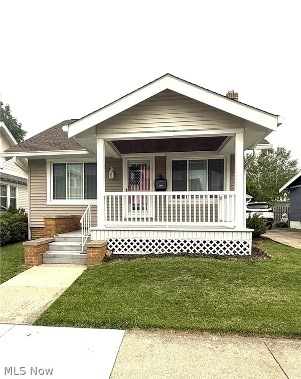2187 Olive Avenue, Lakewood, OH 44107