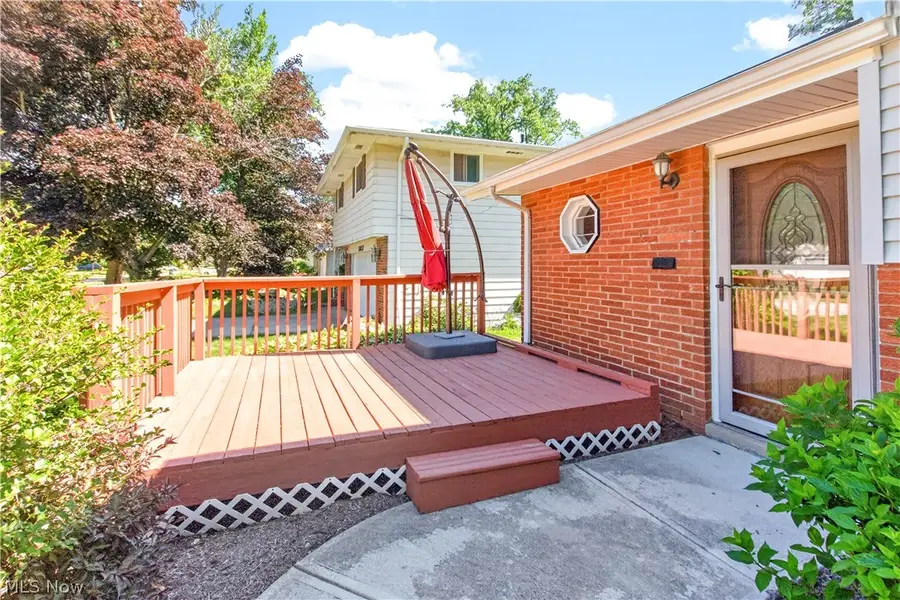 5051 Berkshire, North Olmsted, OH 44070 - #3