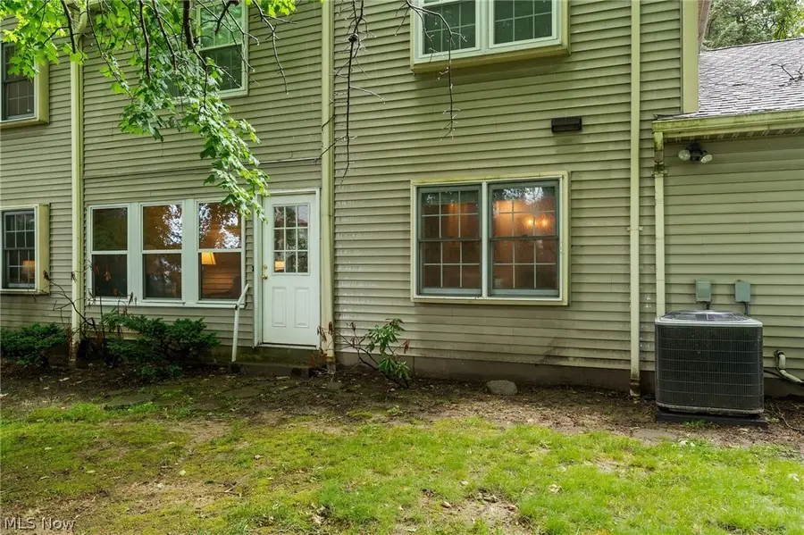 1338 Fox Run Drive, Youngstown, OH 44512 - #3
