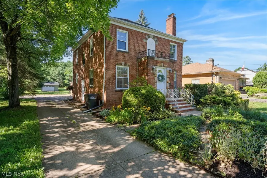 6832 Hillside Road, Independence, OH 44131 - #2