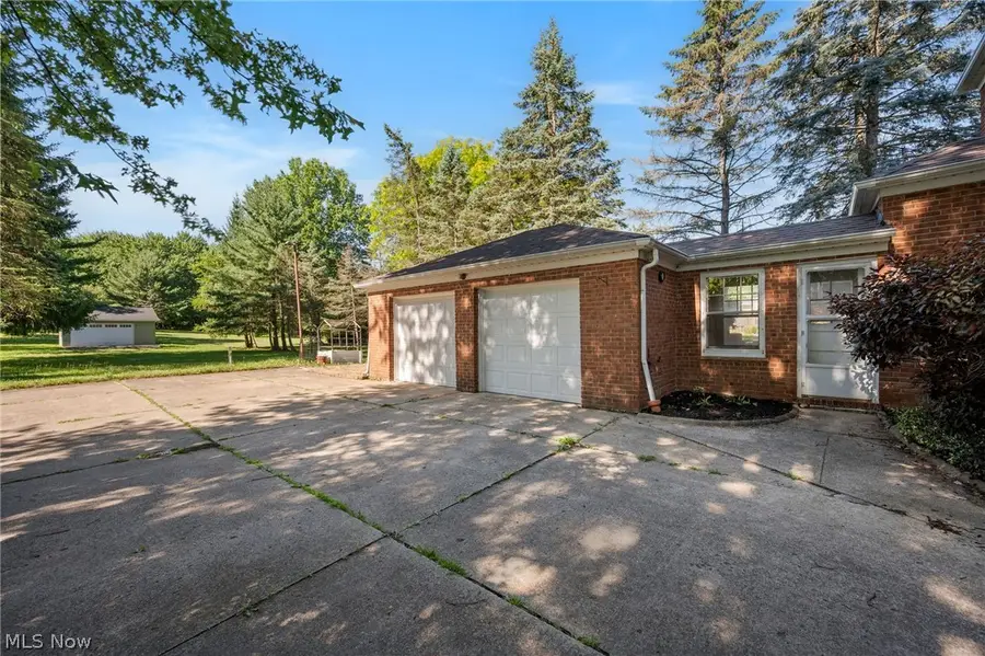 6832 Hillside Road, Independence, OH 44131 - #3