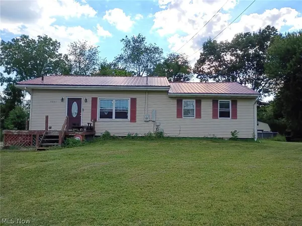 3801 Beck Avenue, Louisville, OH 44641