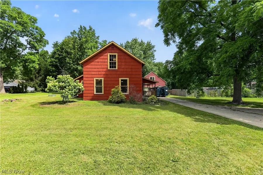 27158 Cook Road, Olmsted, OH 44138 - #3