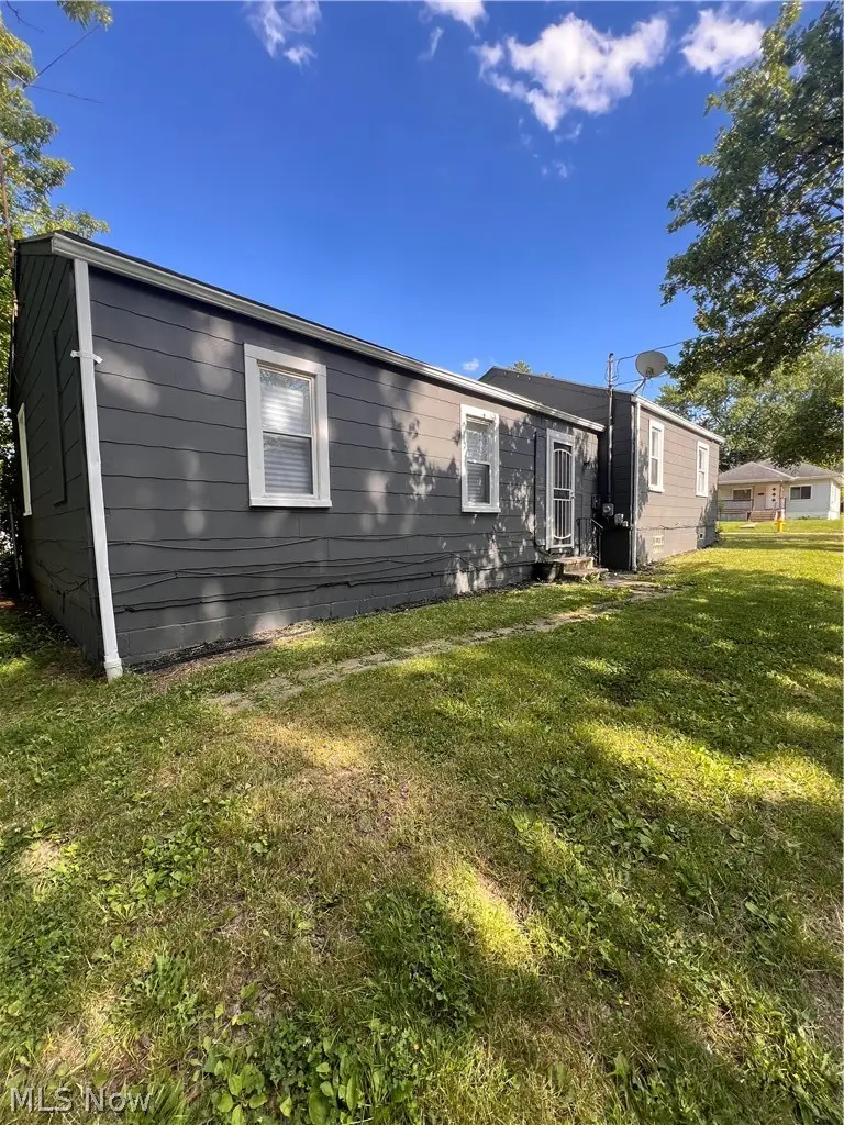 1093 Joy Avenue, Akron, OH 44306 - #2