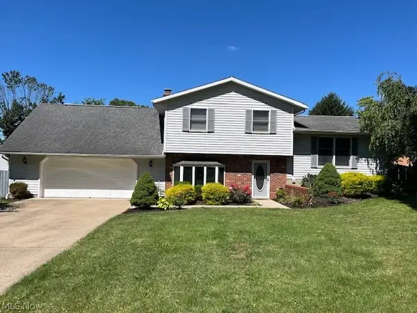 5523 Brewton Nw Avenue, Canal Fulton, OH 44614