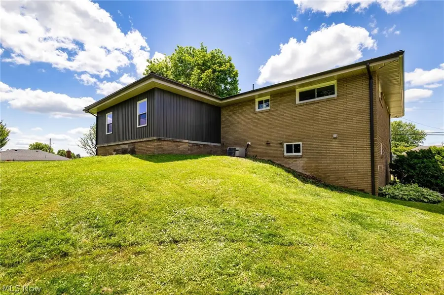 100 Valley Road, Mingo Junction, OH 43938 - #3