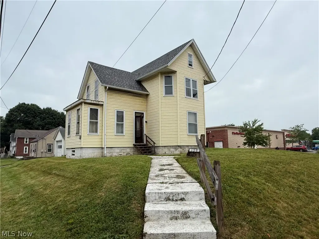 139 Harrison Sw Avenue, Canton, OH 44706 - #1