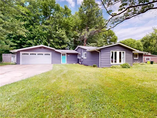 1063 Thistleridge Drive, Macedonia, OH 44056