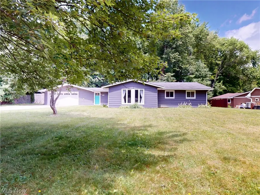 1063 Thistleridge Drive, Macedonia, OH 44056 - #2