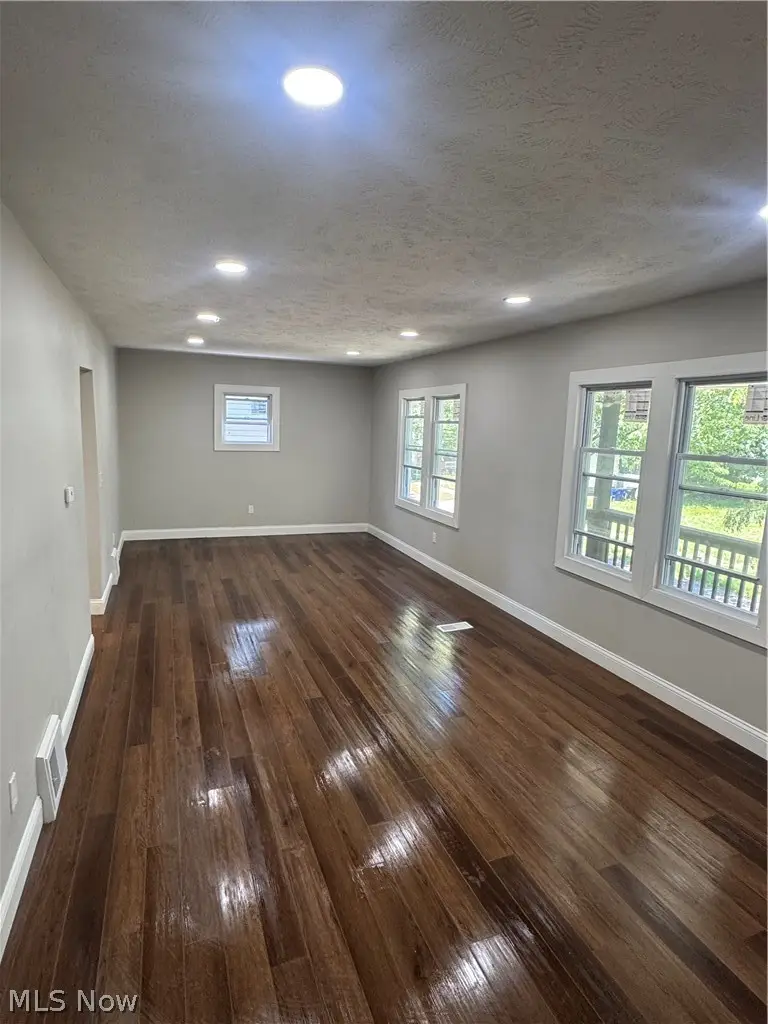 13704 Deise Avenue, Cleveland, OH 44110 - #3