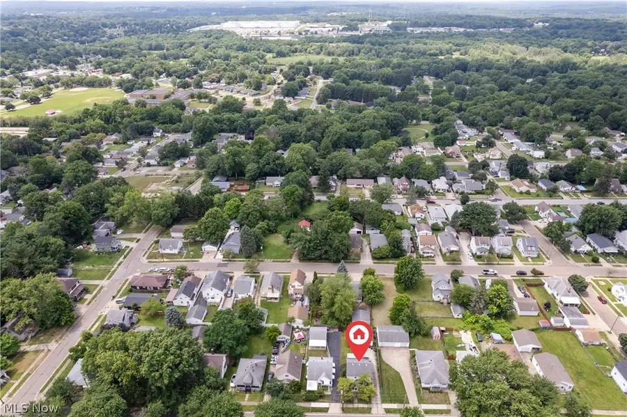 1924 16th Sw Street, Akron, OH 44314 - #3