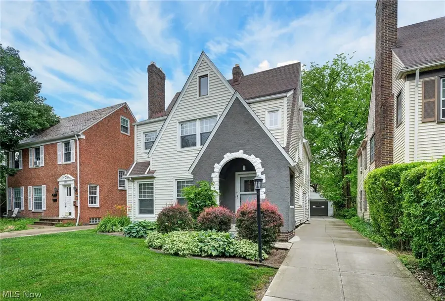 3559 Gridley Road, Shaker Heights, OH 44122 - #3