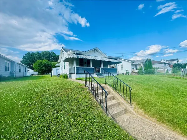 809 28th Street, Vienna, WV 26105