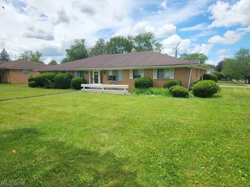419 Center Road, Bedford, OH 44146 - #1