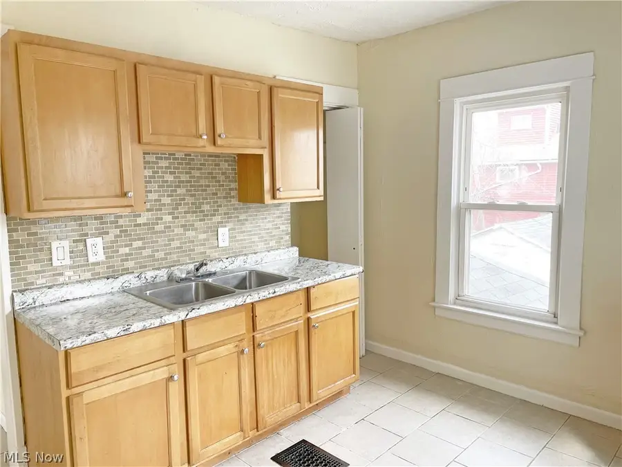 4309 E 128th Street, Cleveland, OH 44105 - #2