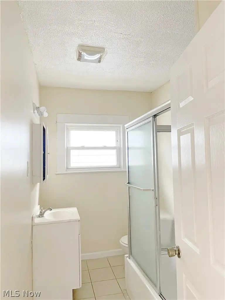 4309 E 128th Street, Cleveland, OH 44105 - #3