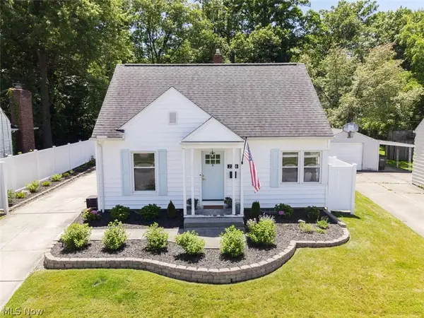 2268 Parkview Drive, Cuyahoga Falls, OH 44223