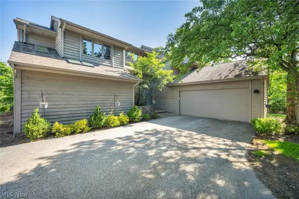 2 Salem Court, Beachwood, OH 44122