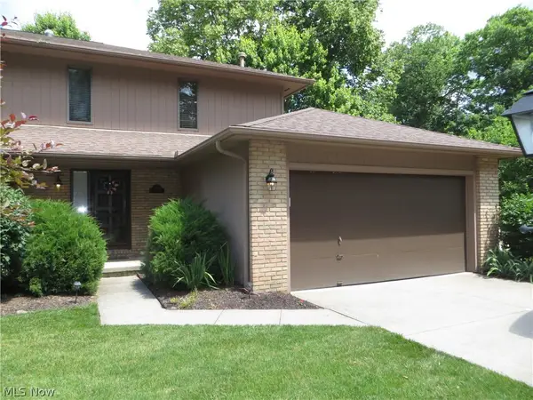 18606 Buccaneer Creek Drive #16, Strongsville, OH 44136