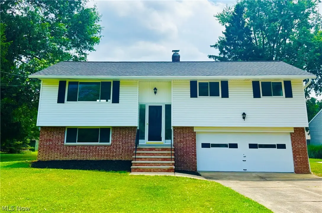 21113 Willow Lane, Strongsville, OH 44149 - #1