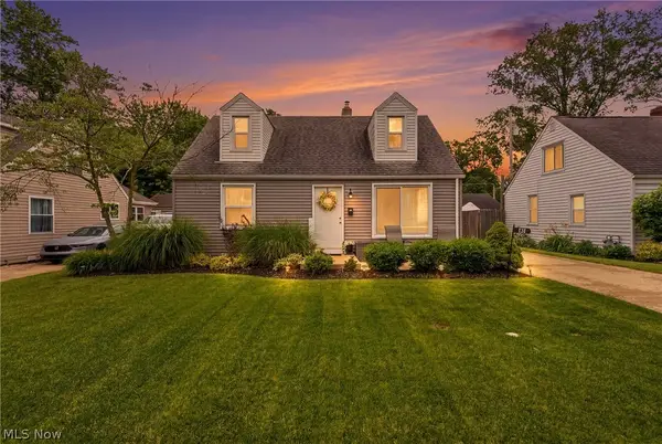 131 Forest Boulevard, Avon Lake, OH 44012