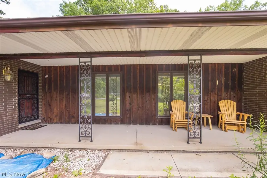 3563 Frawood Drive, Uniontown, OH 44685 - #3