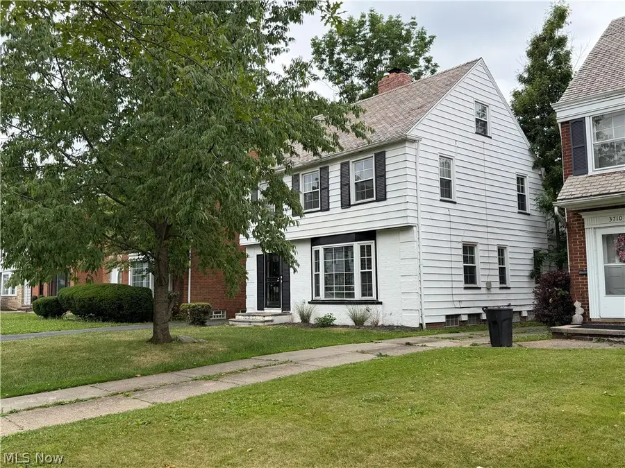 3714 Avalon Road, Shaker Heights, OH 44120 - #2