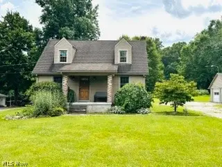 7600 Stewart Sharon Road, Masury, OH 44438