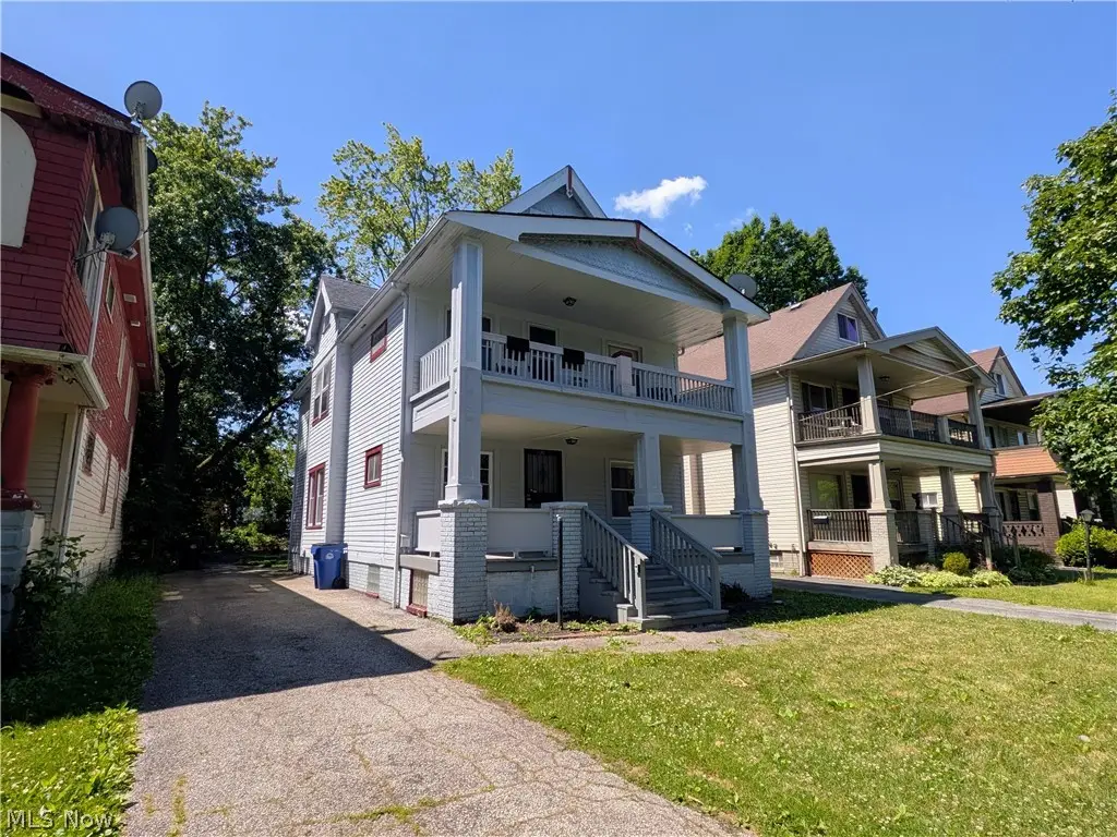 11302 Parkview Avenue, Cleveland, OH 44104 - #1