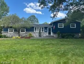 572 Hughes Drive, Tallmadge, OH 44278