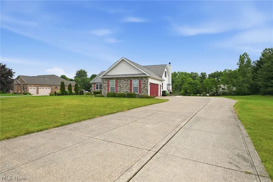 4901 Roscommon Drive, Brunswick, OH 44212 - #3