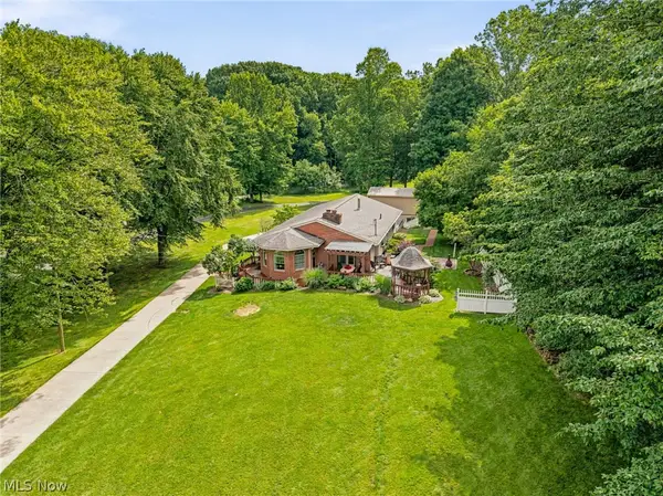 1600 Deerford Sw Avenue, Massillon, OH 44647