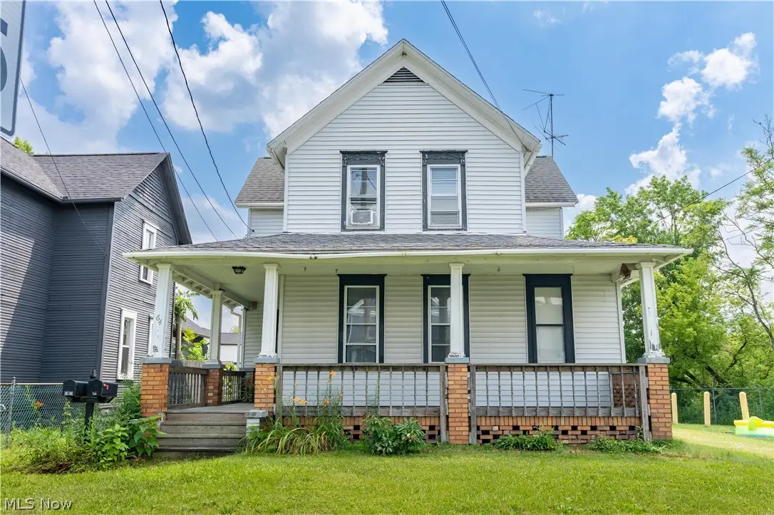 64 Diamond Avenue, Barberton, OH 44203 - #1