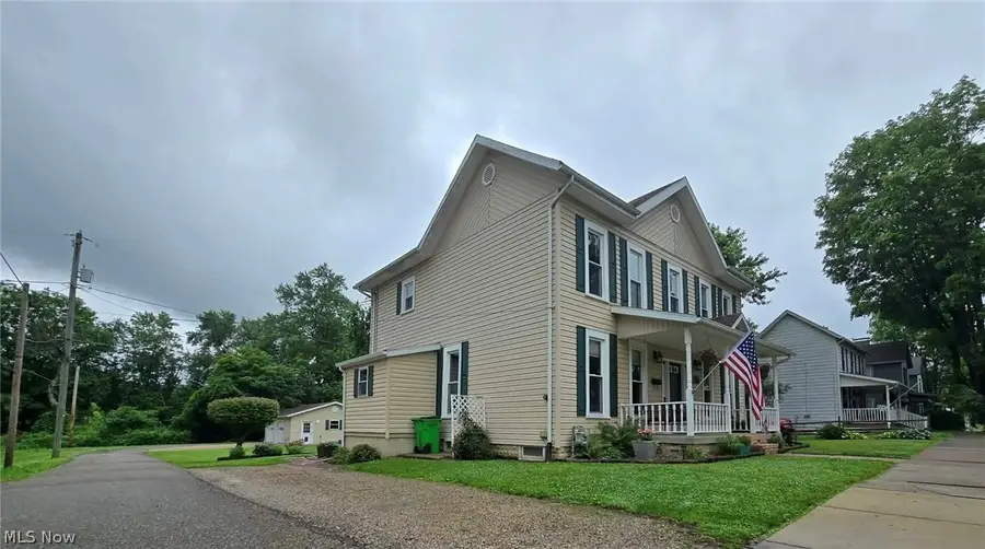 59 E Maple Avenue, New Concord, OH 43762 - #3