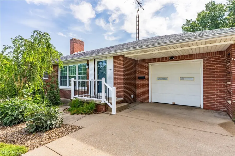 500 N Marion Avenue, Louisville, OH 44641 - #2