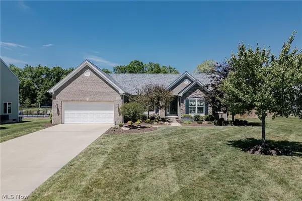 5423 Charleston Drive, Valley City, OH 44280