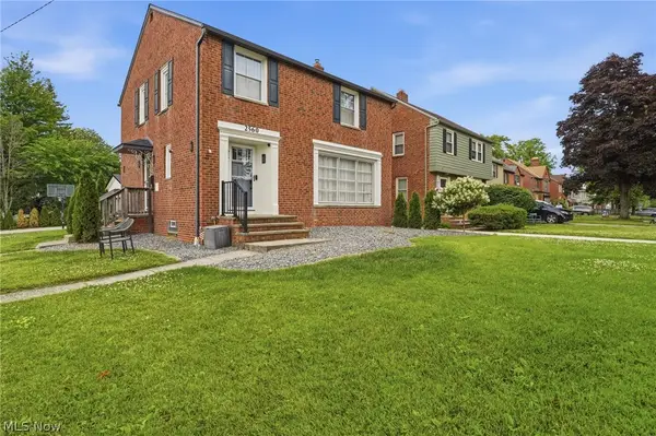 2560 Milton Road, University Heights, OH 44118