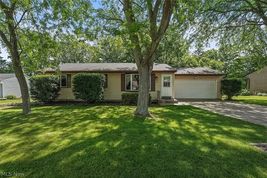 18765 Hearthstone Drive, Strongsville, OH 44136 - #2