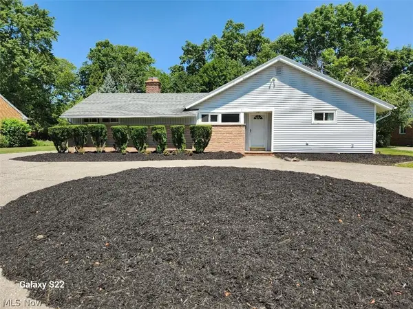 23551 S Woodland Road, Shaker Heights, OH 44122