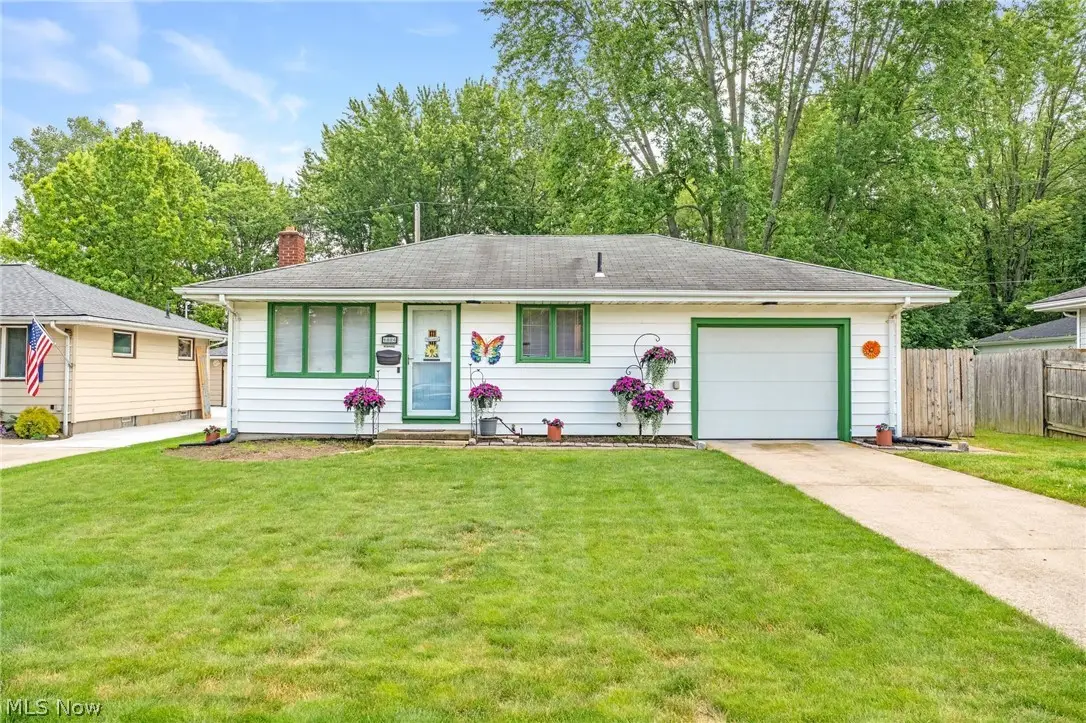 1024 Oakwood Drive, Elyria, OH 44035 - #1