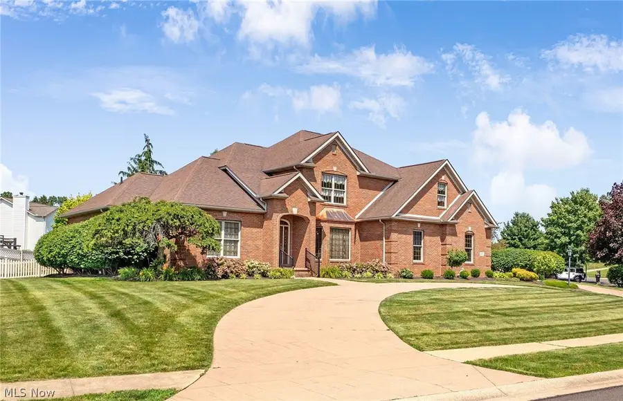 1575 Cornerstone Sw Street, Hartville, OH 44632 - #2