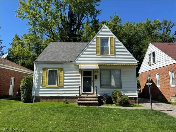 19907 Ridgewood Avenue, Warrensville Heights, OH 44122