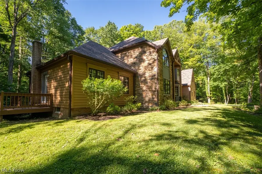 8215 Whispering Pines Drive, Novelty, OH 44072 - #2