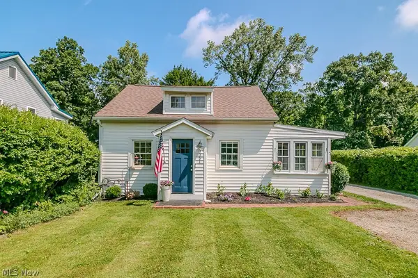 8051 Charlesderry Road, Kirtland, OH 44094