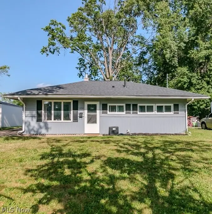 1634 Denison Nw Drive, Warren, OH 44485 - #1